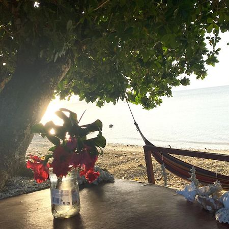 Vatupau Beachfront Bungalows Πορτ Βίλα Εξωτερικό φωτογραφία