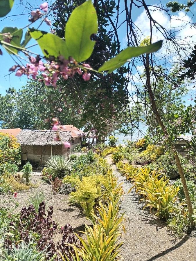 Vatupau Beachfront Bungalows Πορτ Βίλα Εξωτερικό φωτογραφία