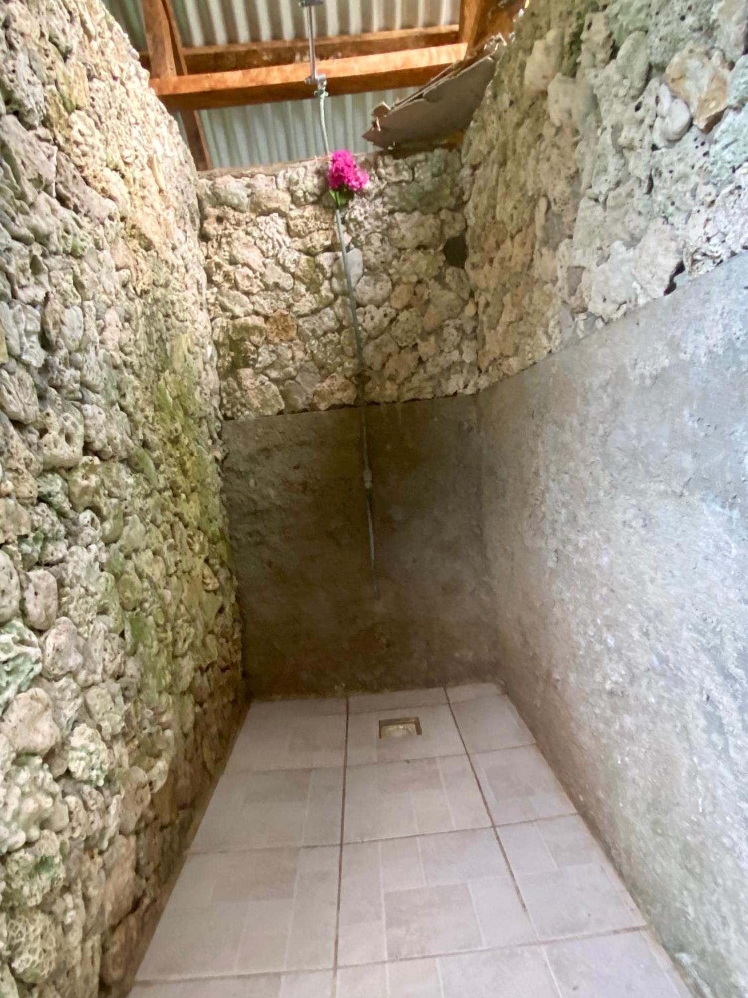 Vatupau Beachfront Bungalows Πορτ Βίλα Εξωτερικό φωτογραφία